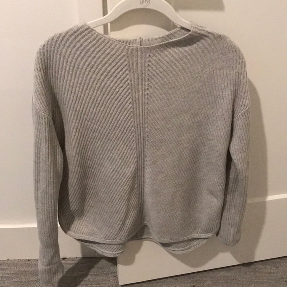 Aritzia Babaton Grey Chalmers Sweater - Picture 2 of 2